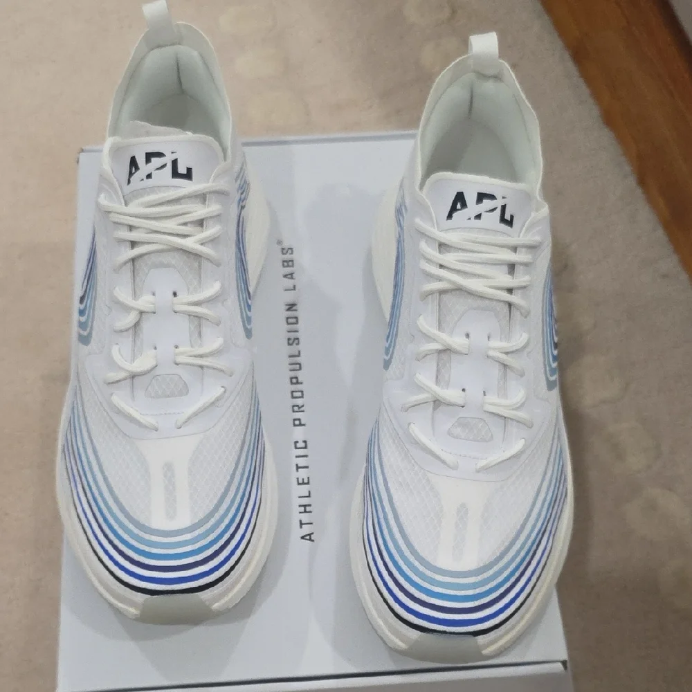 APL Mens Streamline White Sneakers.Mens Size 11. Womens 12.5 - Picture 2 of 9